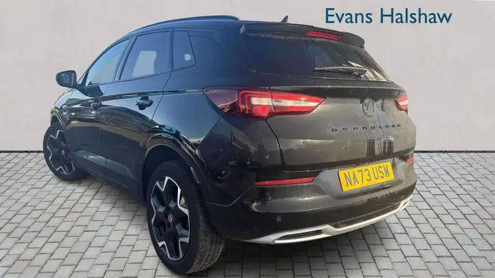 Vauxhall Grandland 2023 photo 3