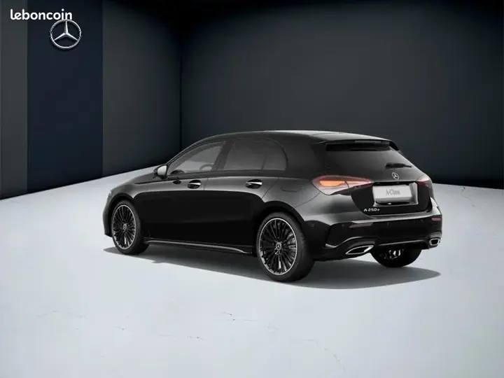 Mercedes-Benz A-Class 2025 photo 3