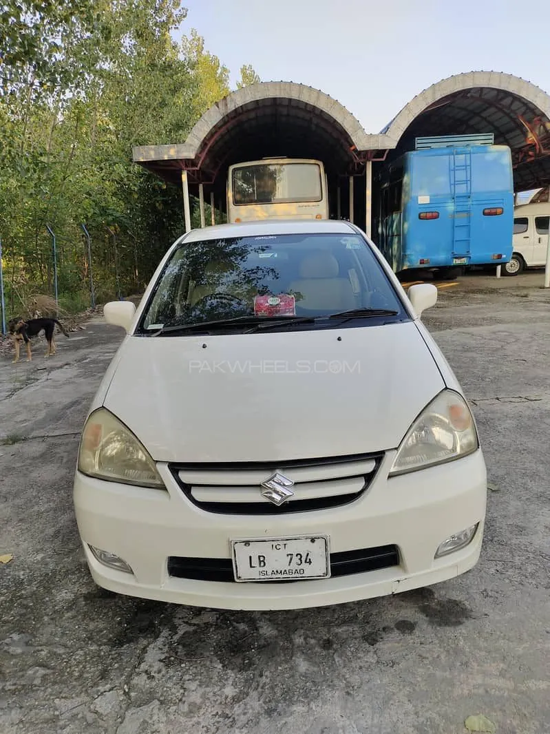 Suzuki Liana
