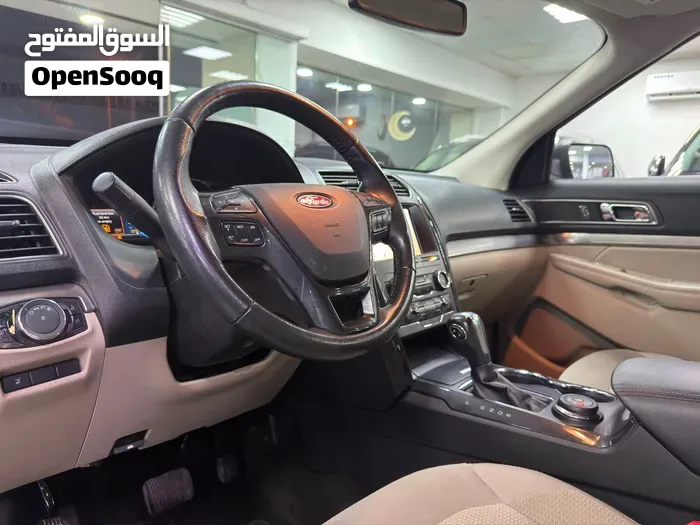 Ford Explorer 2019 photo 3