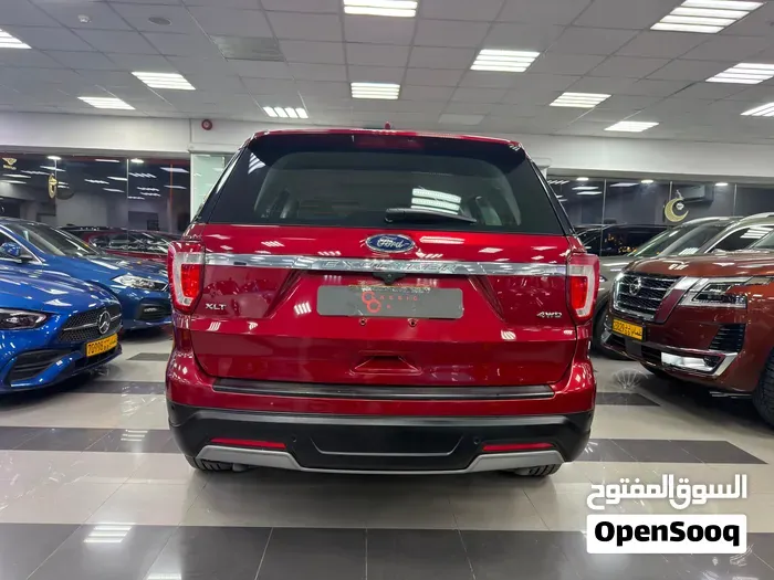 Ford Explorer 2019 photo 2