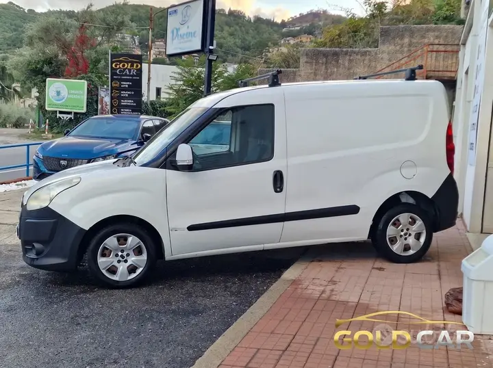 Fiat Doblò 2011 photo 2
