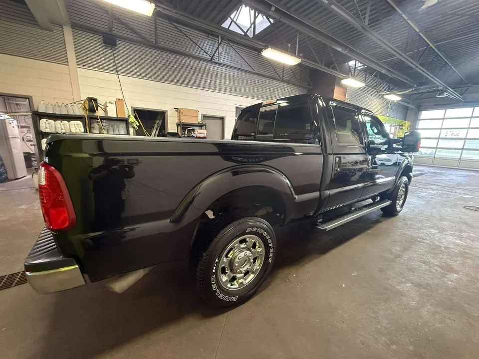 Ford F-350 Lariat 2012 photo 5