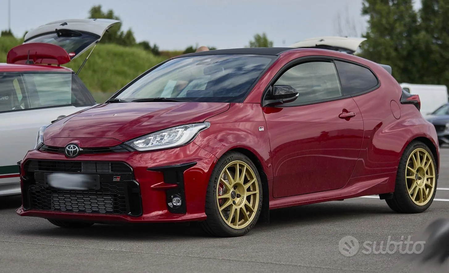 Toyota Yaris 2024 photo 2