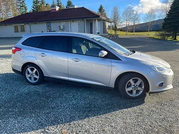 Ford Focus 2011 photo 4