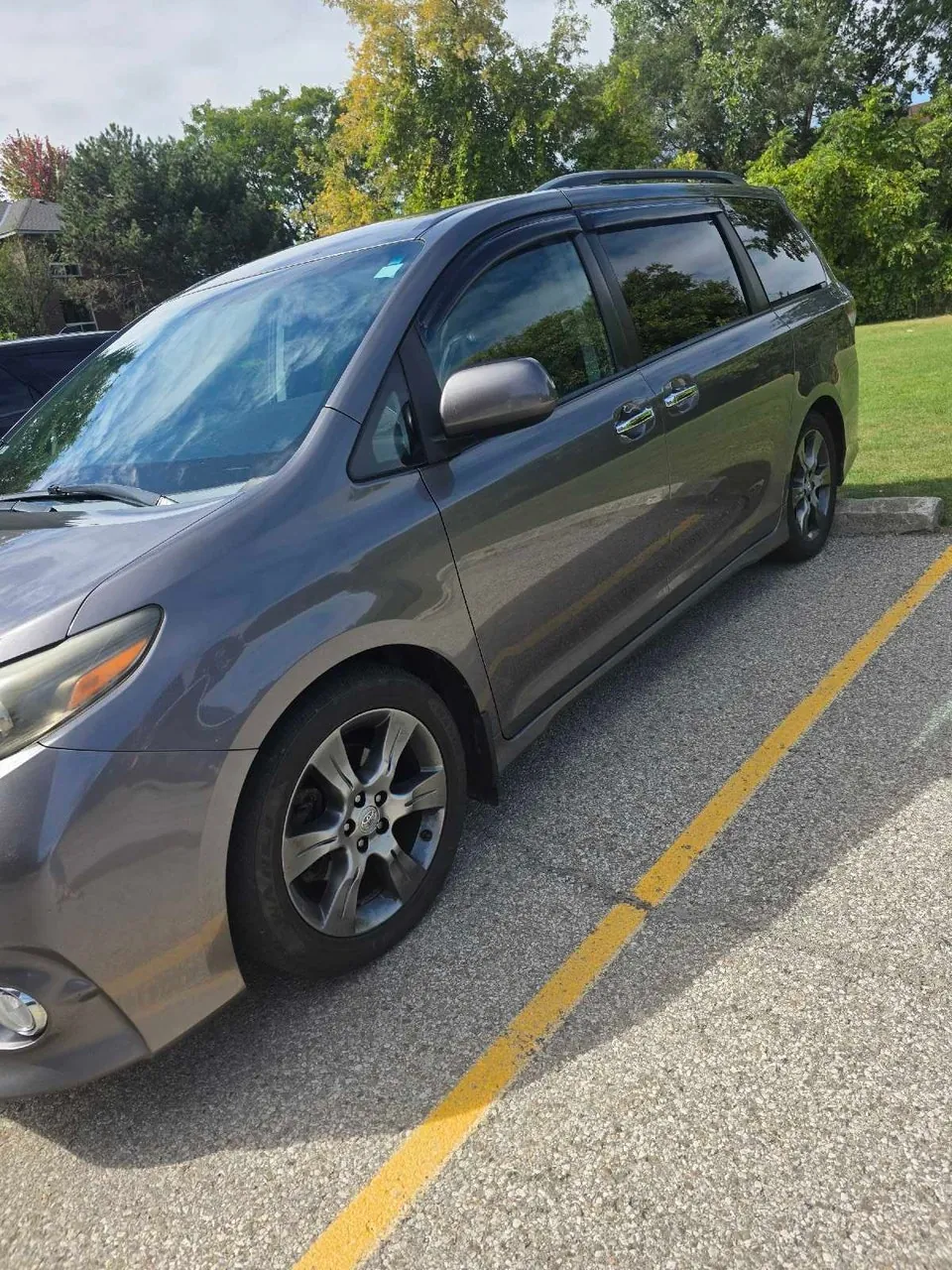 Toyota Sienna 2015 photo 4