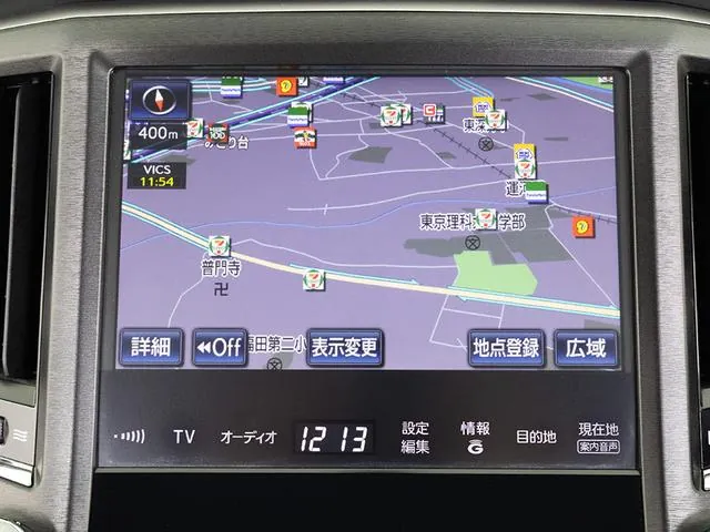 Toyota Crown Majesta F 2013 photo 5