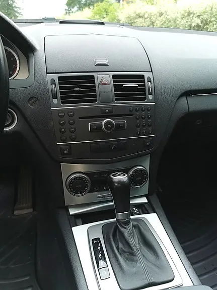 Mercedes-Benz C350 2011 photo 5