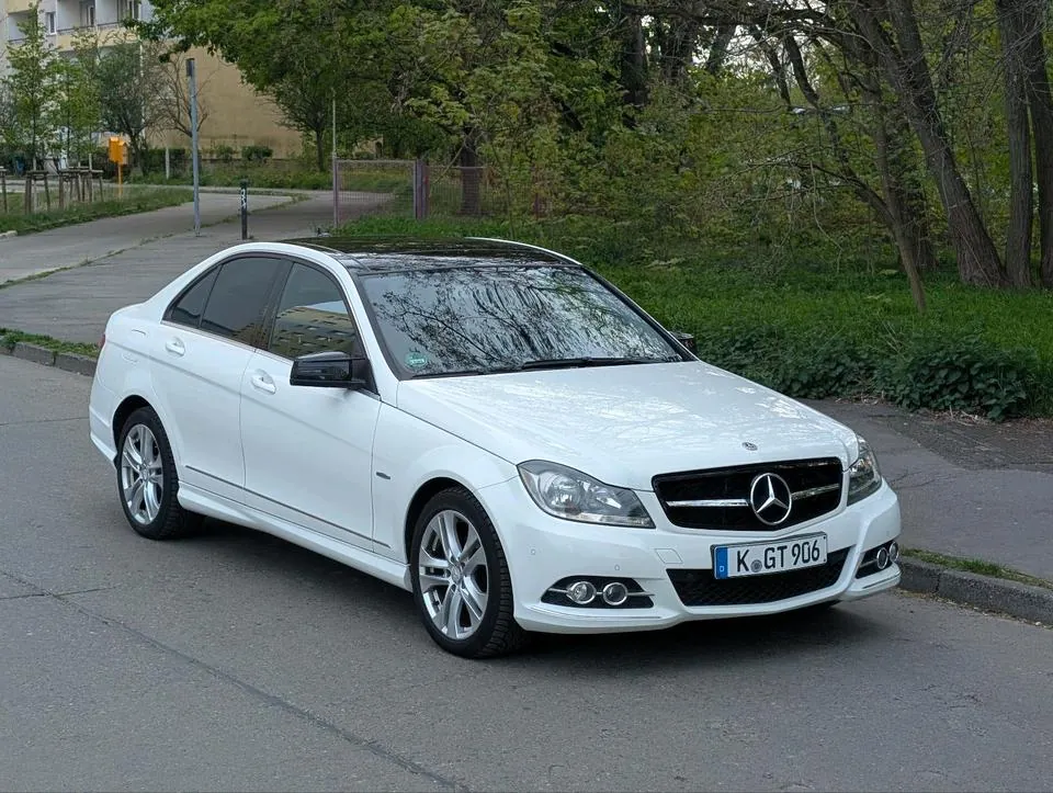 Mercedes-Benz C180