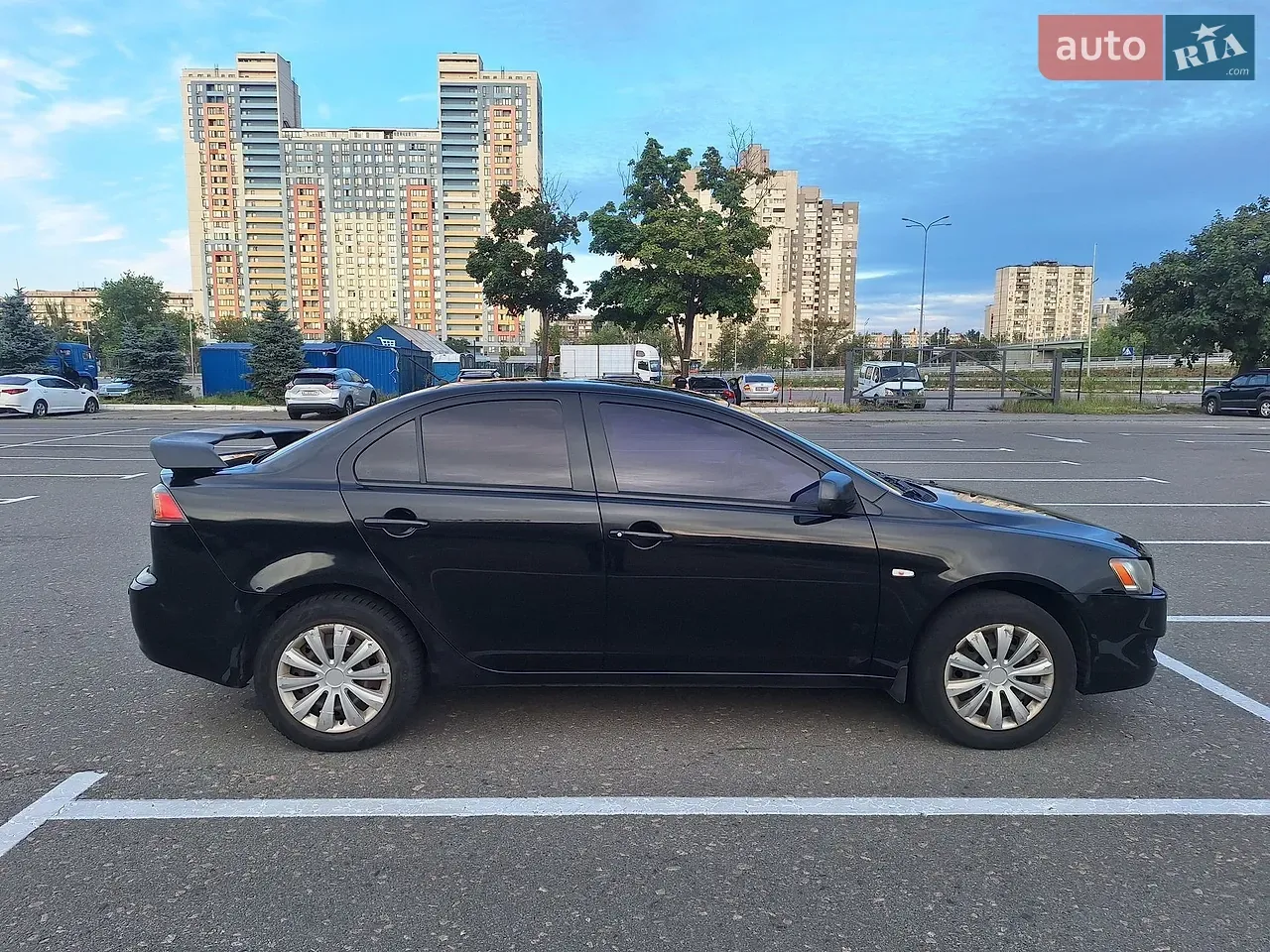 Mitsubishi Lancer 2010 photo 5