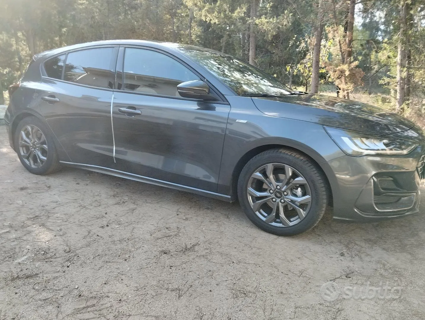 Ford Focus 2022 photo 2