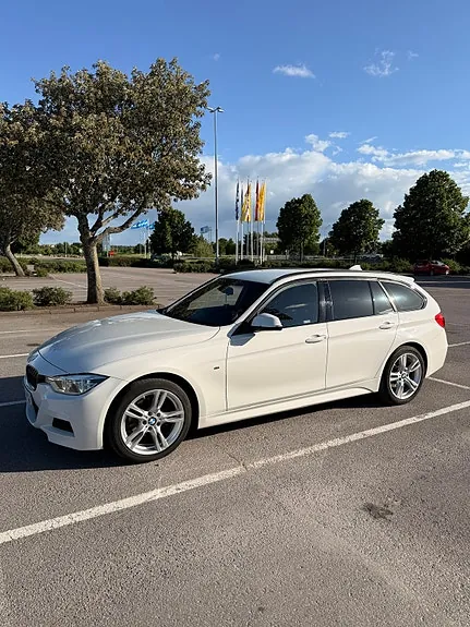 BMW 320I