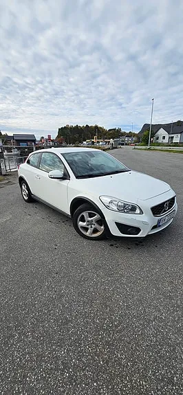 Volvo C30 2010 photo 2