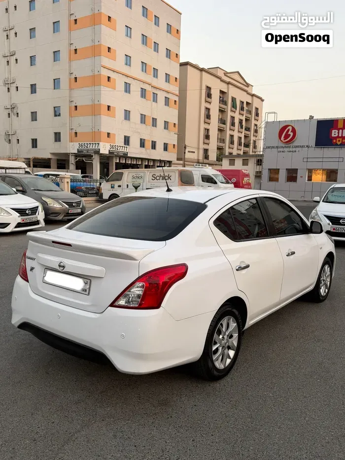 Nissan Sunny 2022 photo 3