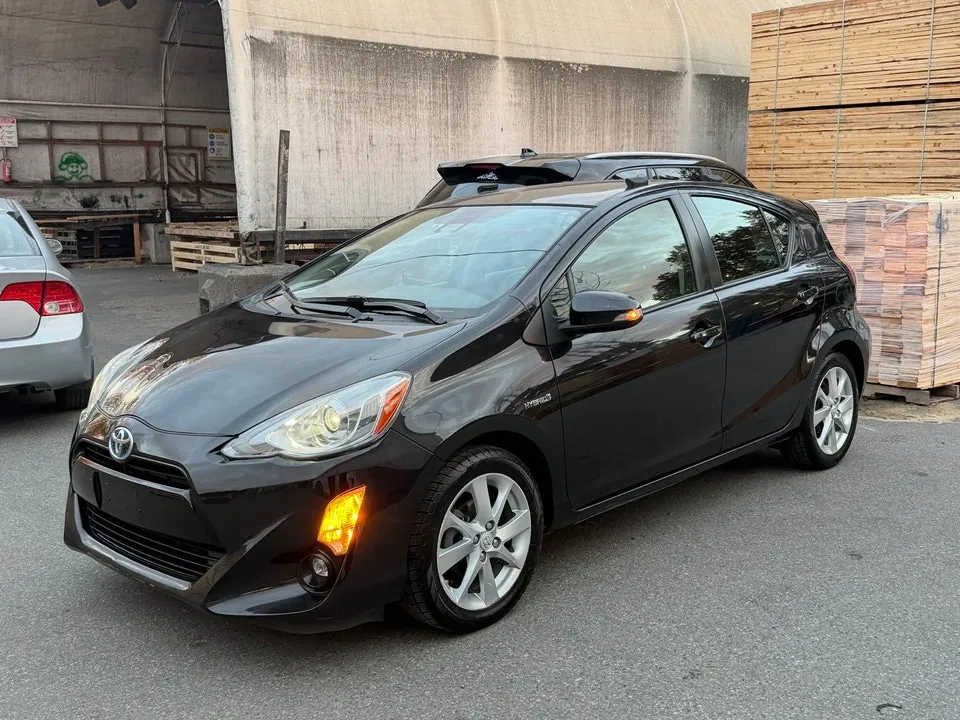 Toyota Prius C