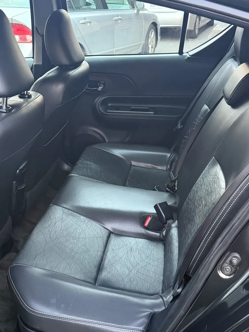 Toyota Prius C 2016 photo 4