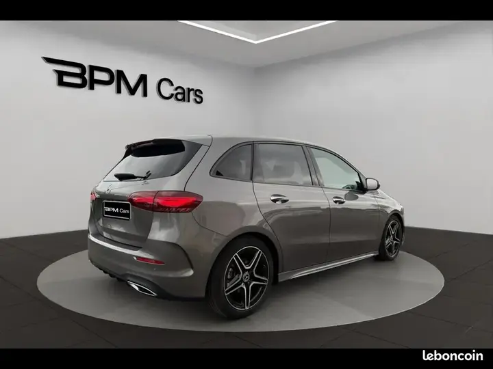 Mercedes-Benz B-Class 2023 photo 5