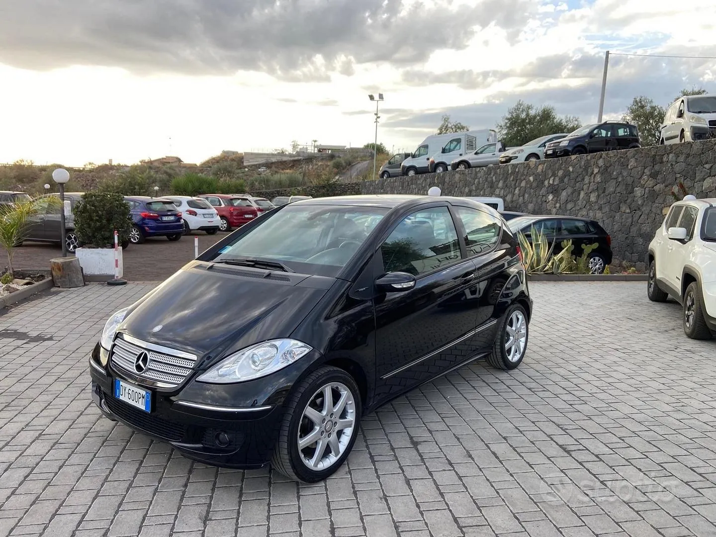 Mercedes-Benz A