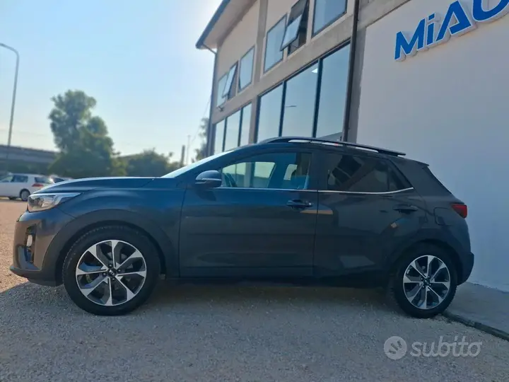 Kia Stonic 2018 photo 2