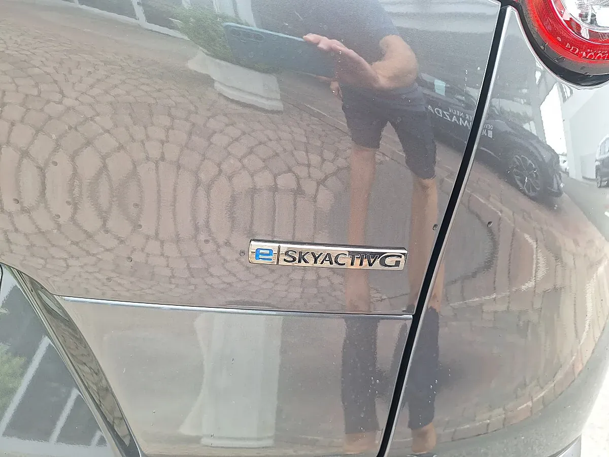 Mazda Cx-30 photo 3