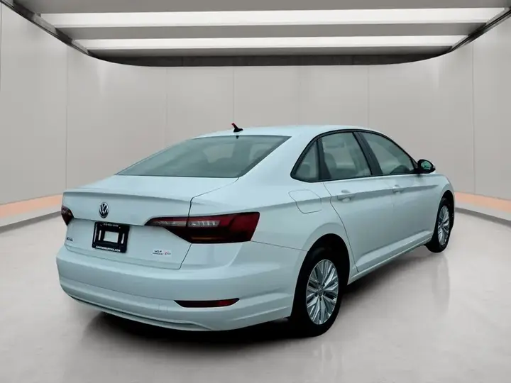 Volkswagen Jetta 2019 photo 5