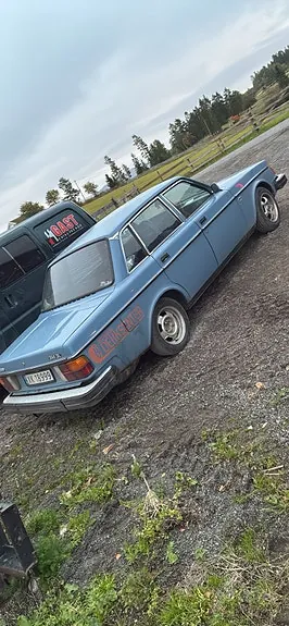 Volvo 240 1979 photo 3