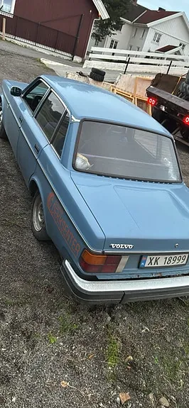 Volvo 240 1979 photo 2