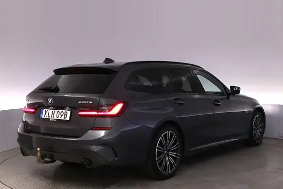 BMW 330E 2022 photo 5