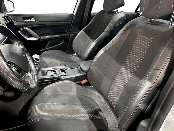 Peugeot 308 2018 photo 5