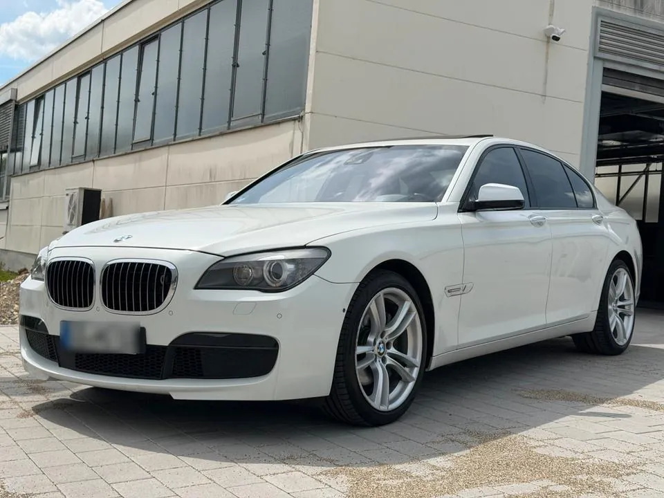 BMW 740D