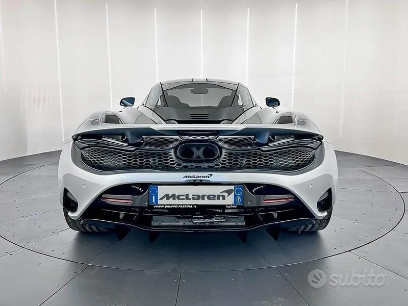 Mclaren 750S 2026 photo 5