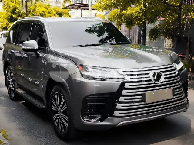 Lexus Lx600