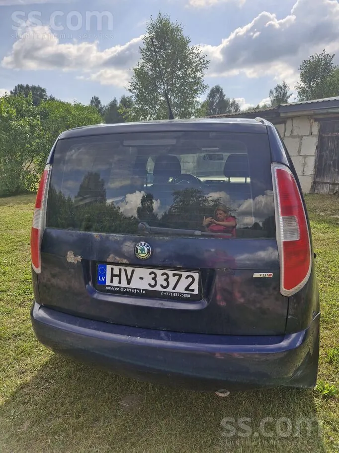 Skoda Roomster 2012 photo 2