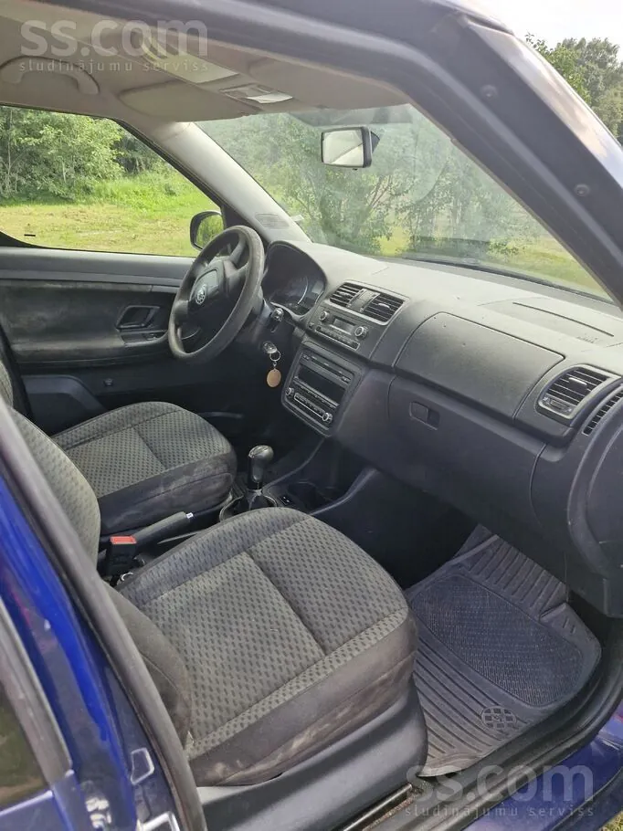 Skoda Roomster 2012 photo 5