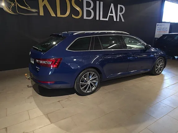 Skoda Superb 2016 photo 5