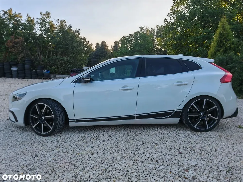 Volvo V40 2013 photo 4