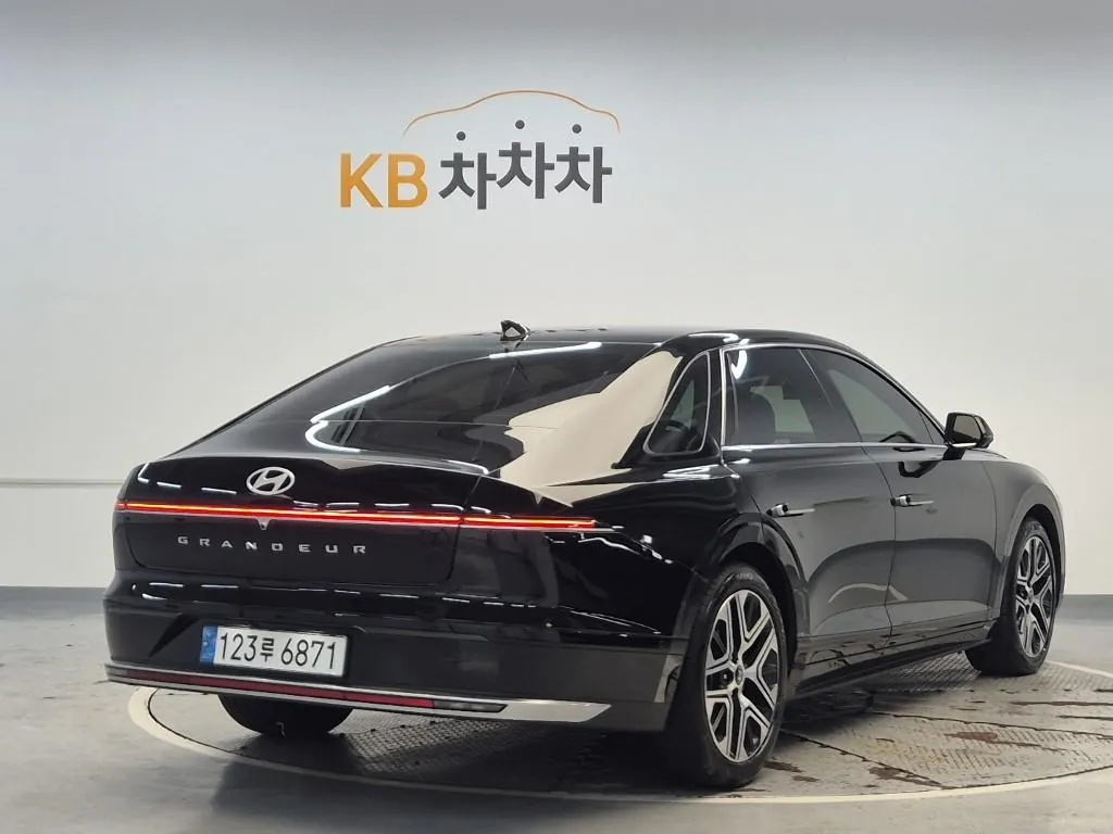 Hyundai Grandeur 2023 photo 3