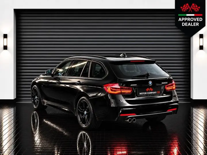 BMW 3 Series 2018 photo 3