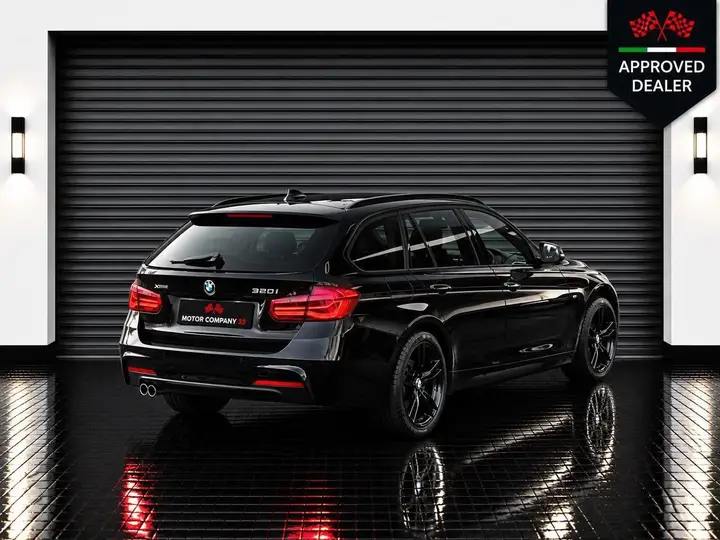 BMW 3 Series 2018 photo 4