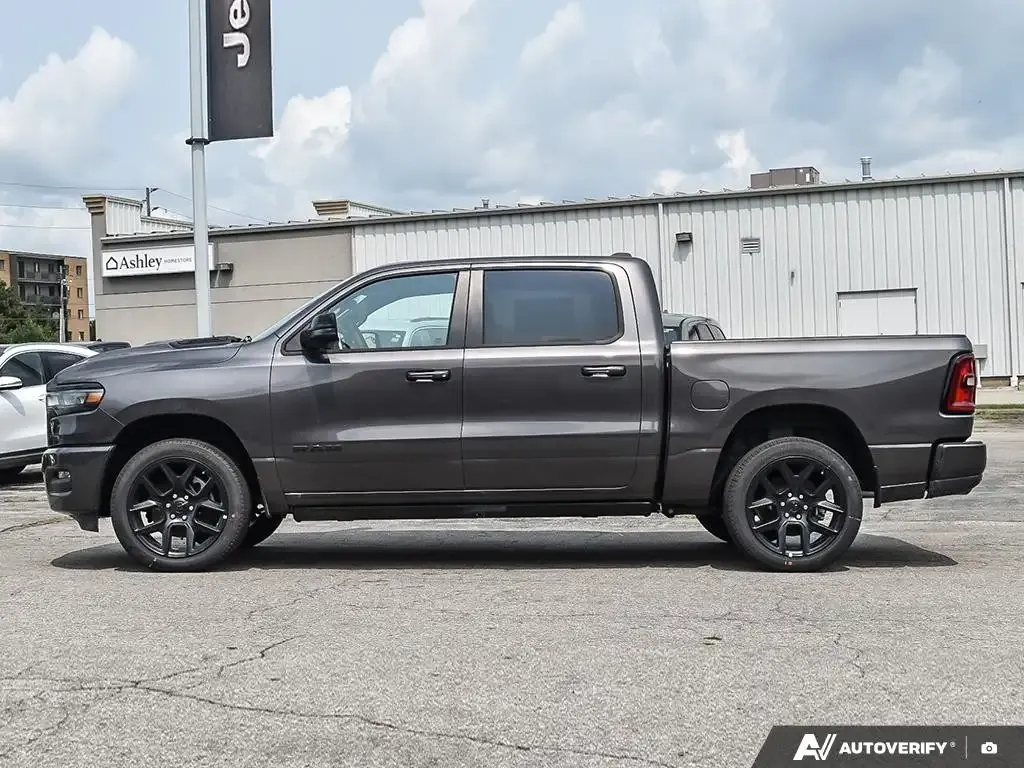 Ram 1500 Sport 2026 photo 3