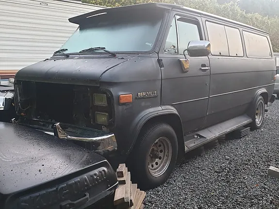 Chevrolet G20 1986 photo 3