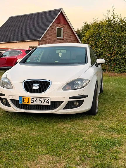 Seat Leon 2008 photo 4