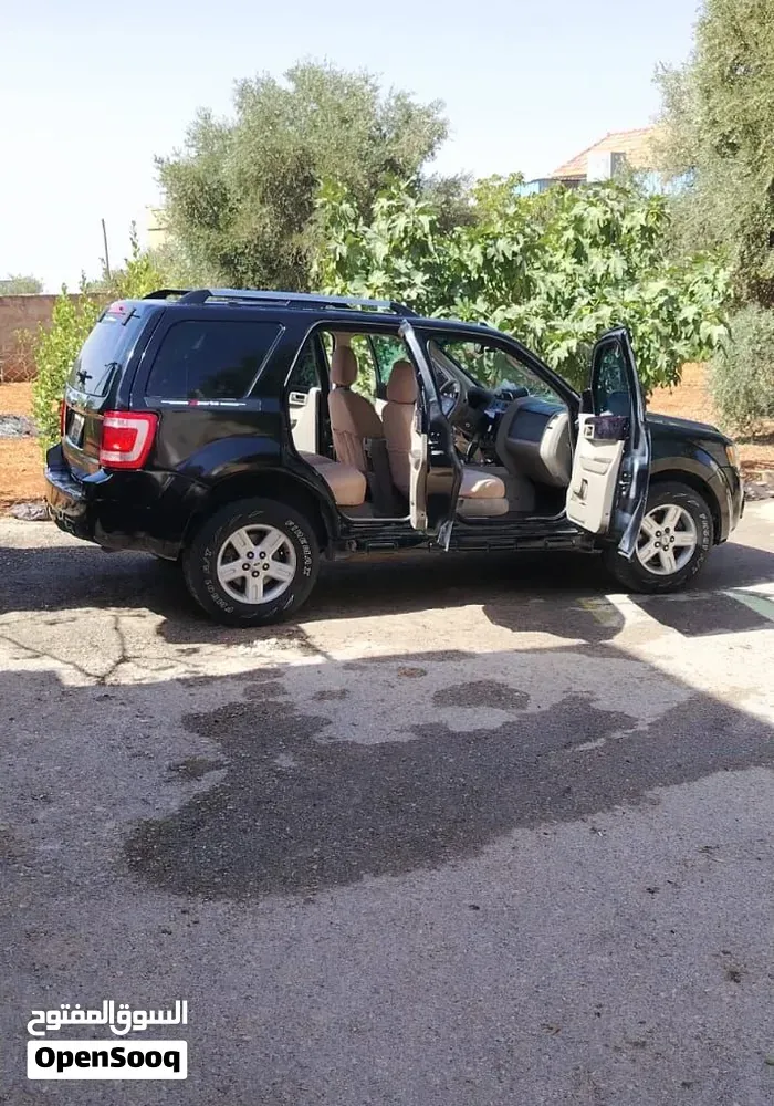 Ford Escape 2008 photo 2