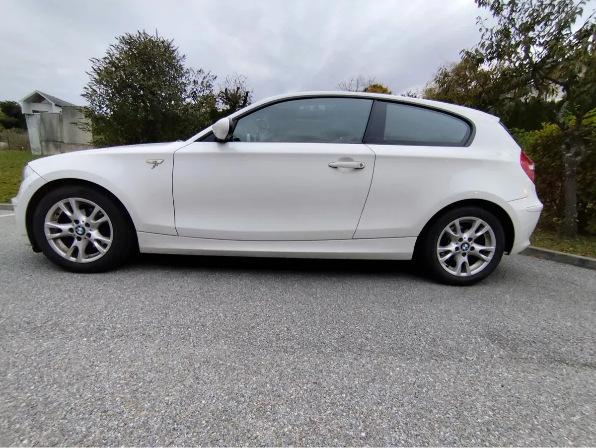 BMW 1 Series 2008 photo 2