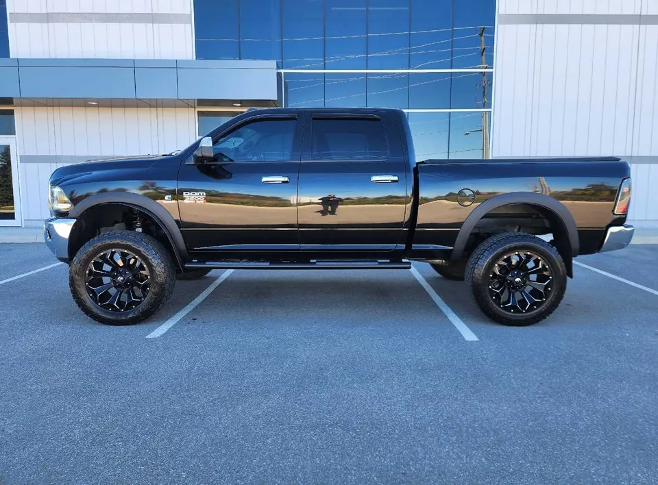 Dodge Ram 2500 2012 photo 3