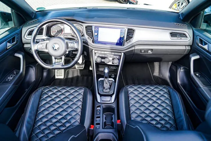 Volkswagen T-Roc 2021 photo 3