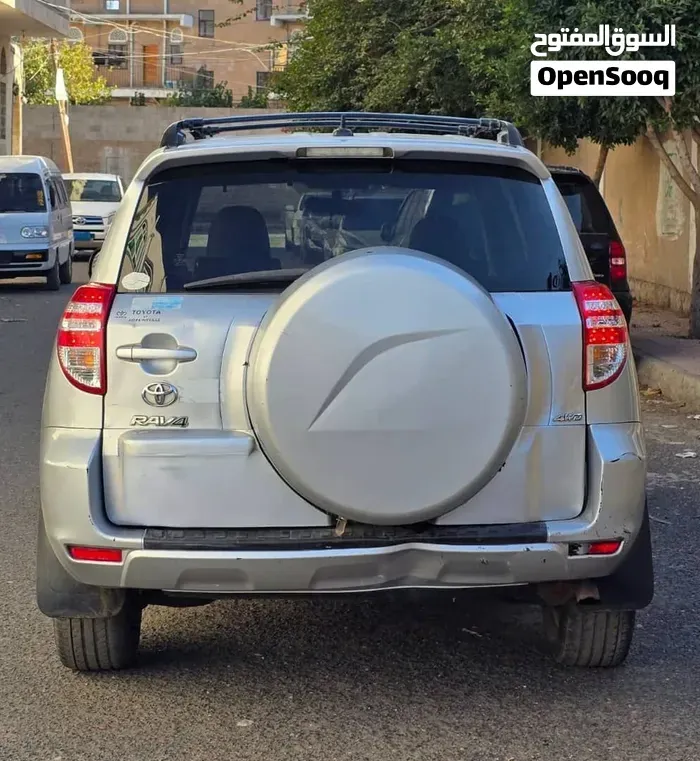 Toyota Rav 4 2011 photo 4