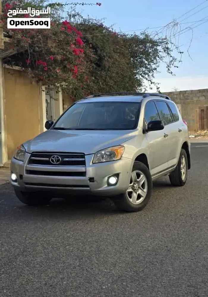 Toyota Rav 4 2011 photo 3