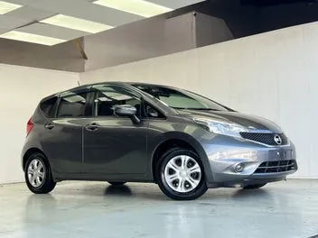 Nissan Note 2014 photo 5
