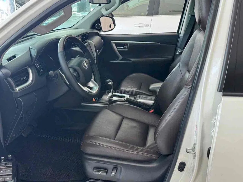 Toyota Fortuner 2018 photo 4